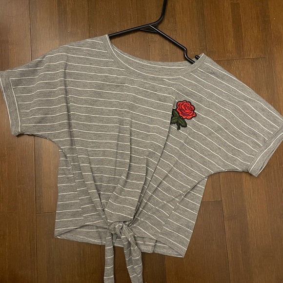 rose crop top - Picture 1 of 1